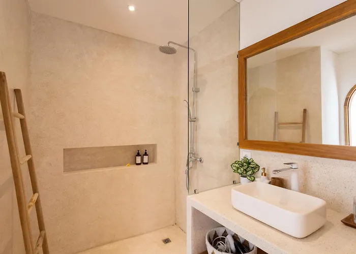 New Manis Proche Villa Seminyak